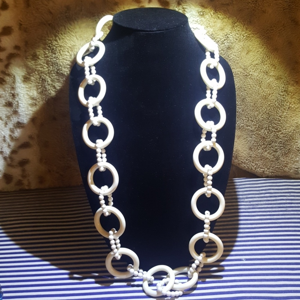 Fun ring necklace